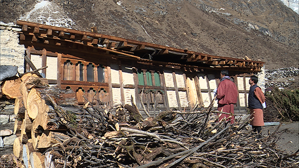 Foreign Minister Visits Windstorm ravaged Lunana BBS BBS