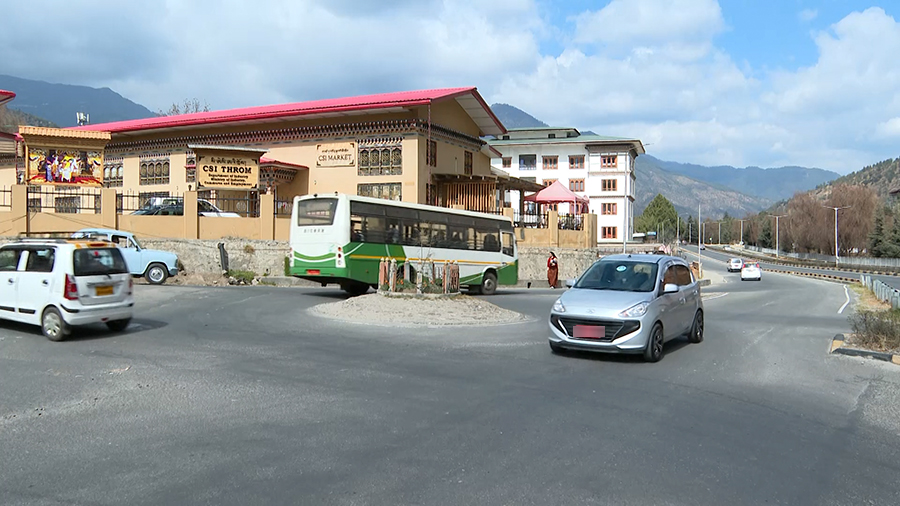 Thimphu residents call for stricter implementation of rules as traffic offences soar - BBSCL