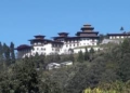 ཆུ་ཁ་རྫོང་ཁག་ནང་ཡོད་པའི་ གདུང་ན་ལྷ་ཁང་འདི་ ཉམས་གསོ་ཞུ་རན་ཏེ་ཡོདཔ།