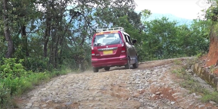 དཔལ་ལྟ་རི་སྤྱི་འོག་གི་མི་སེར་ཚུ་གིས་ སྤྱི་འོག་གི་སོ་ནམ་ཞིང་ལམ་འདི་ རྩི་ནག་གཏང་དགོ་པའི་ ཞུ་བ་འབད་དོ་ཡོདཔ།