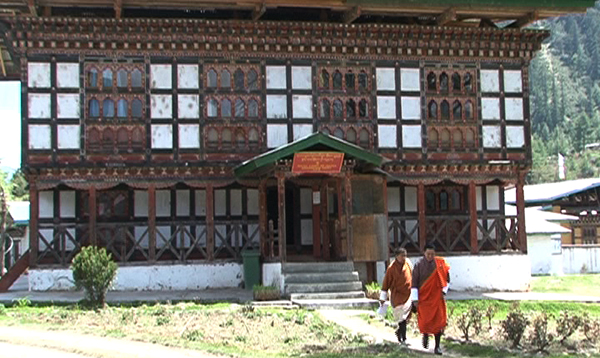 Lhakhang Karpo case-