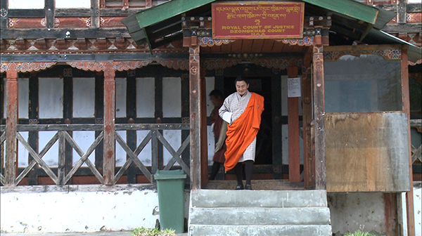 Lhakhang Karpo’s witnesses submit conflicting statement