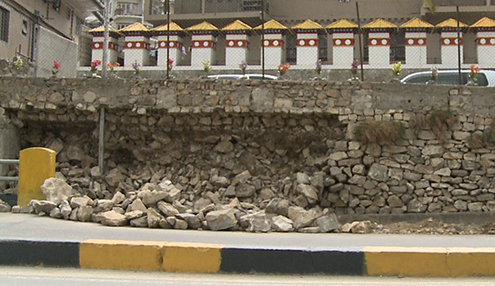 Man dies after wall collapses on him