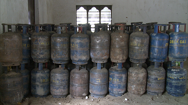 LPG cylinders distributors overcharged consumers for last 10 years