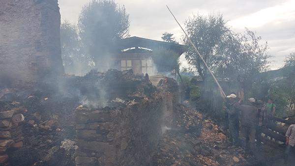Fire destroys three houses in Bumthang