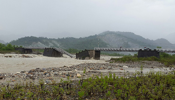 Bridge in Samtse collapses