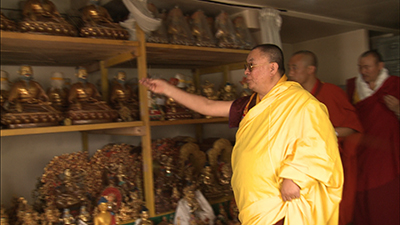 His Holiness consecrate Zhabdrung Ngawang Namgyel’s statue--