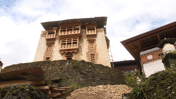 gasa-dzong-renovation-faces-shortage-of-skilled-masons
