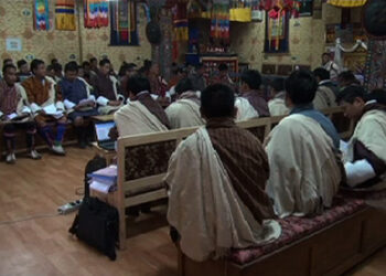 National football team leaves for Thailand to play World Cup qualifying match