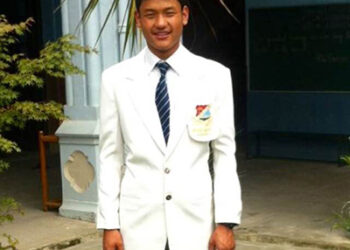 Bhutanese student awarded prestigious ‘white coat’