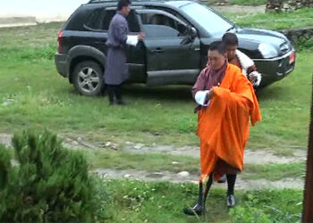 Foreign minister acquitted