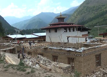 Lhakhang Karpo’s reconstruction uninterrupted despite controversy