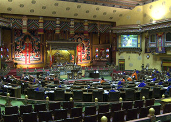 Opposition moves the motion on employment issues