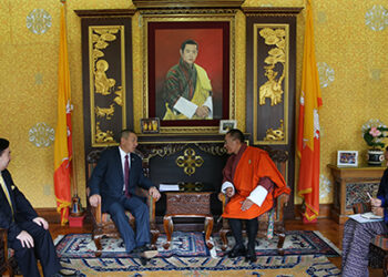 PM meets Special Envoy of Kazakhstan