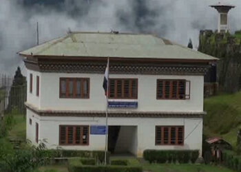 Man detained for assaulting woman