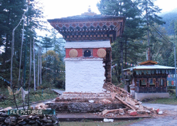 Two sentenced for life for chorten vandalism