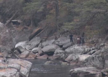 Guide and tourist drown in Mebartsho