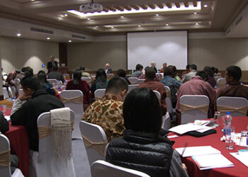 Political parties come together