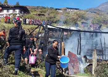 Two huts razed in Trongsa