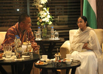 Lyonchhen meets Mamata Banerjee