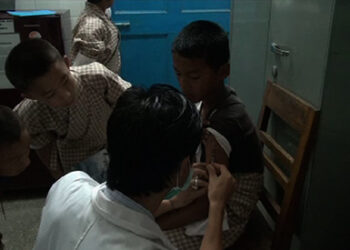 Students and teachers vaccinated en masse