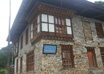 Man dies after a friend hacks him