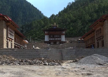 Former foreign minister acquitted of all charges