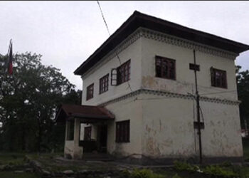 Man, on the run for a year, arrested