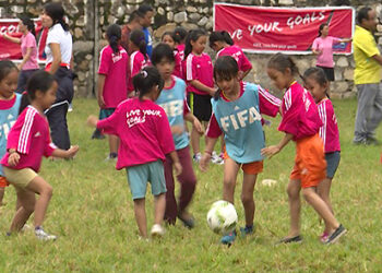 BFF grooms women footballers