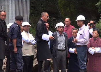 PM visits Dzongkhalum Bridge