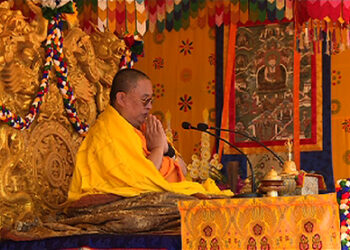 His Holiness presides over World Peace Prayer