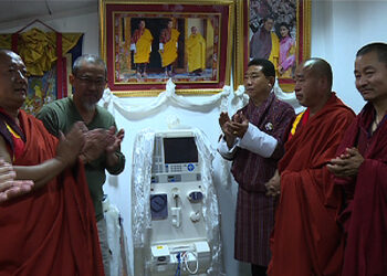 Malaysian donate medical equipment worth Nu 1.2 M