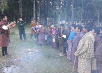 Advance volunteer and partnership programmes to reduce forest fire