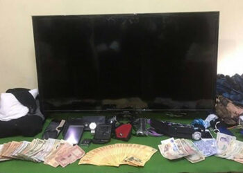 2 arrested in major burglary bust