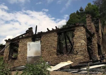 Fire guts house in Kanglung