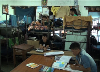 Gylapoizhing CS students endure overcrowding