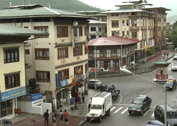 Heavy, medium vehicles banned during rush hours