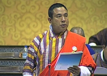 LG members poised for 40% pay hike