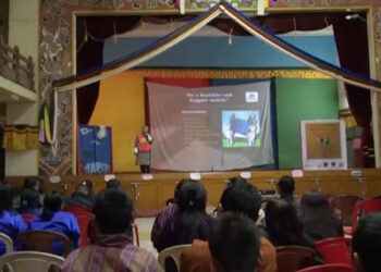 A CSO campaigns on anti-drug awareness