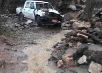 Flash flood damages communal infrastructure in Bartsham