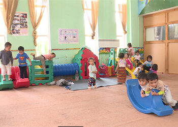 Childcare professionals warn against enrolling children under 3 in childcare centres