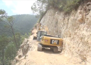 Hopes for better lives as road reaches Risa village