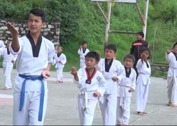 Taekwondo coaching keeps students occupied