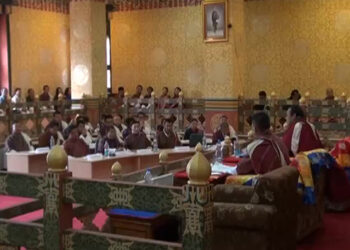 Chhukha locals want fuel depots to remain open for longer hours