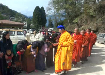 Trongsa Rabdey leaves for summer residence in Bumthang