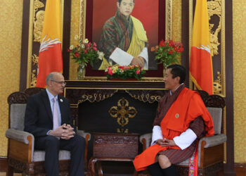 India foreign secretary calls on PM