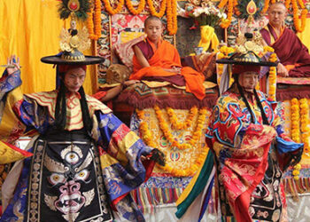 Lettshog Lopen presides over Dechhog Drubchhen in Nepal