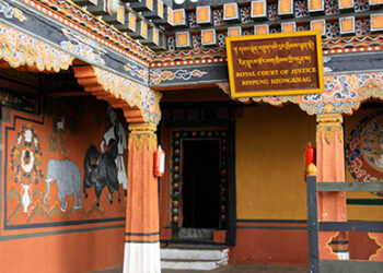 Paro court convicts seven men in two separate gold smuggling cases