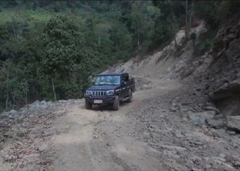 Mondakha villagers want their farm road improved