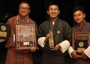 Three Bhutanese receive awards at the South Asian Youth Summit